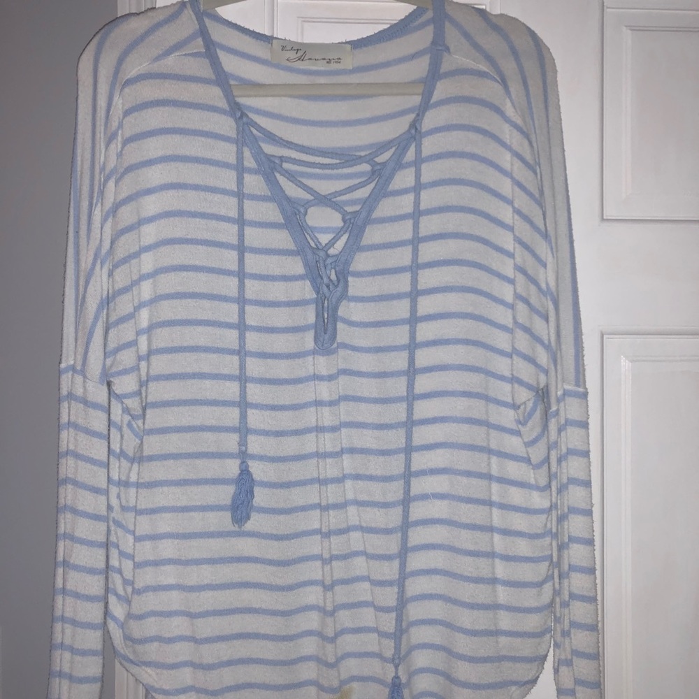 Light pull over sweater